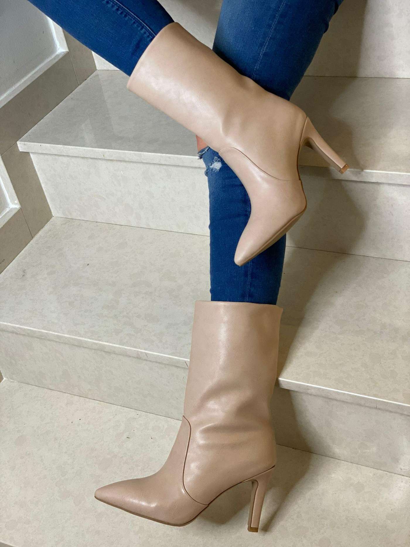 Bež čizme na štiklu