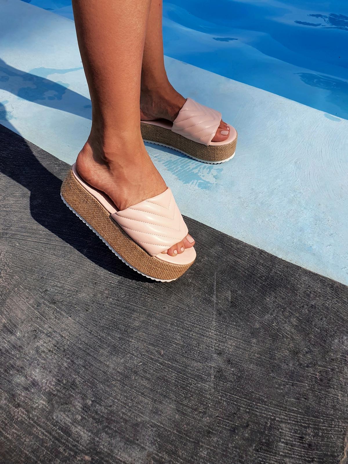 Roze plutane papuče